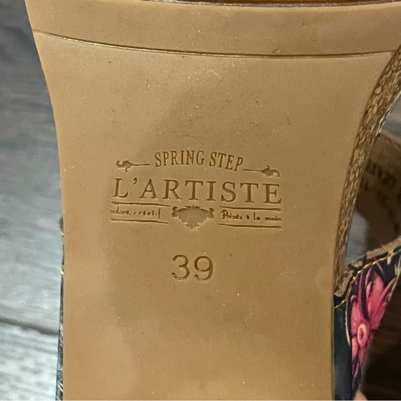 L'Artiste by Spring Step Bari Tooled Leather Floral Boho Slide Sandals 8.5 - Picture 14 of 14